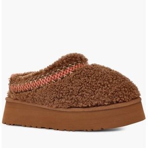 Ugg Taz Braid Shearling Slipper, color Hardwood - size 10